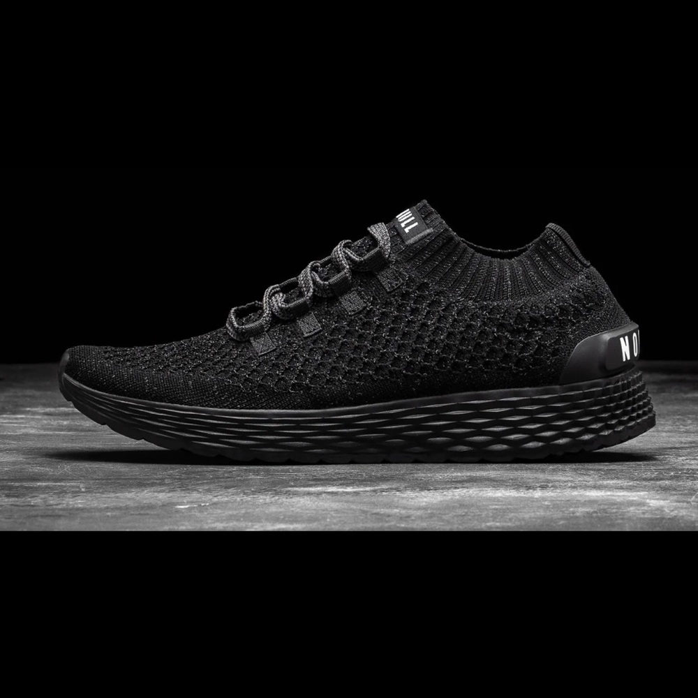 NOBULL BLACK REFLECTIVE KNIT RUNNER (women’s)